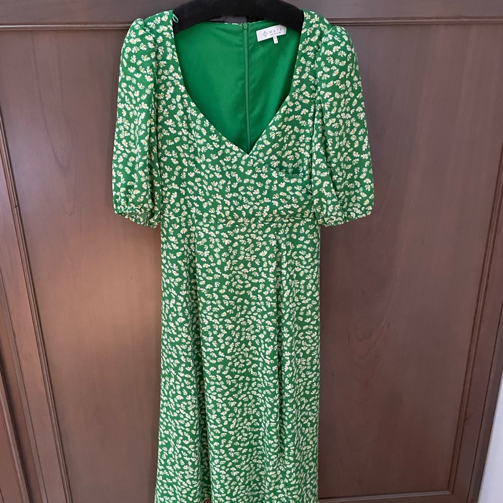 WAYF Green Daisy Floral Faux Wrap Midi Dress Size Medium